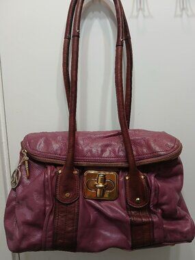 B.Makowsky Berry Leather Hobo💜